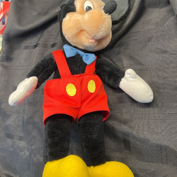 Vintage Disney Mickey Mouse Plush 17 Inch‎ Applause - Picture 2 of 4